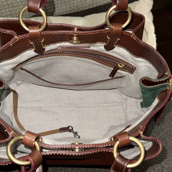 Dooney & Bourke Florentine Large Zip Barlow - Chestnut - Picture 2 of 3